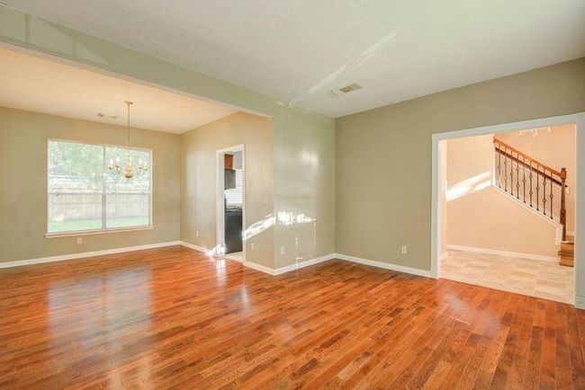 2917 Veva Dr, House other with 4 bedrooms, 3 bathrooms and 2 parking in Pearland TX | Image 8