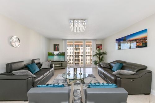 803-1147 Hillsboro Mile, Hillsboro Beach, FL, 33062-1648 | Card Image