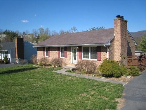 5436 N Garden Ln, Roanoke, VA, 24019 | Card Image