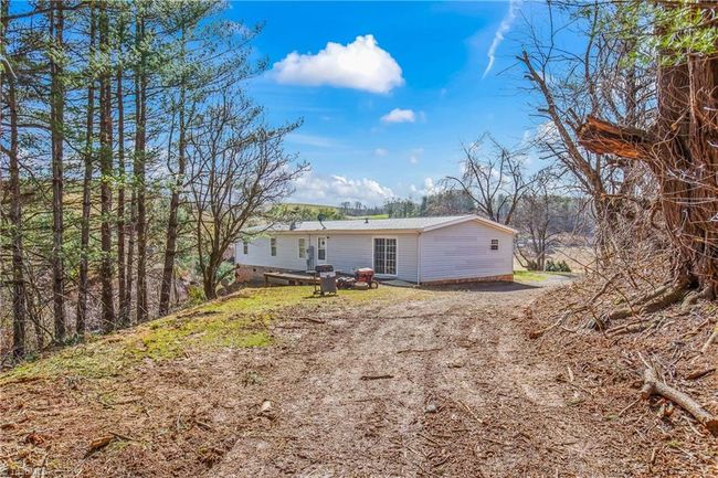 195 Old Barrett Rd, House other with 2 bedrooms, 2 bathrooms and null parking in Ennice NC | Image 16