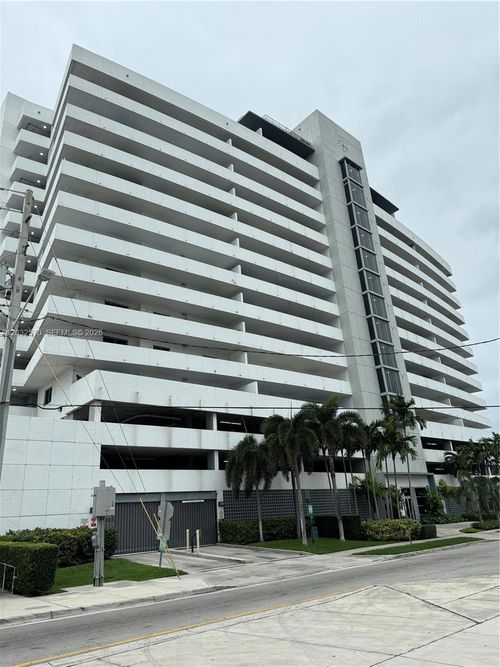 601-36 Nw 6th Ave, Miami, FL, 33128-1553 | Card Image