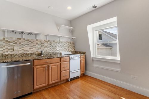 2-102 Jaques St, Somerville, MA, 02145-1806 | Card Image