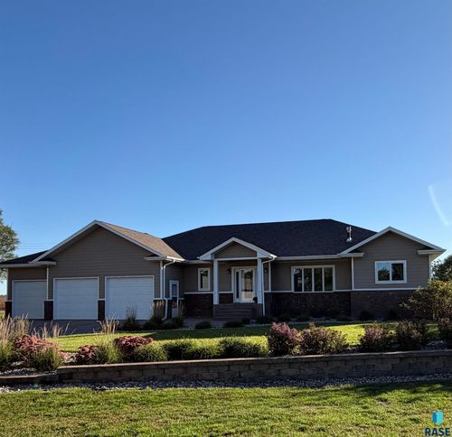 1103 S Dewald St, Freeman, SD, 57029-2179 | Card Image