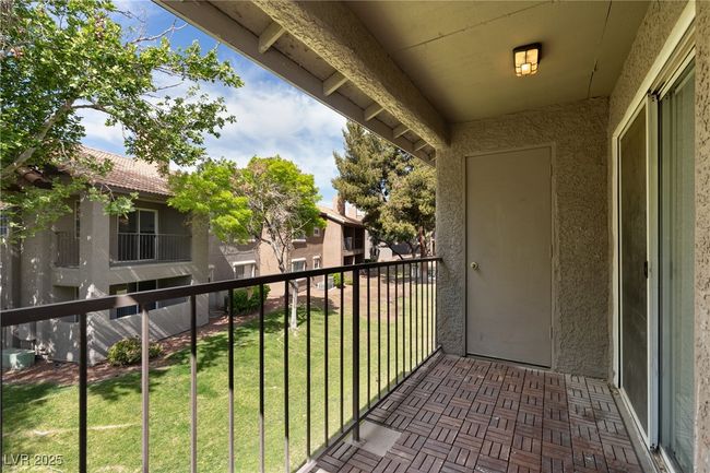 2061 - 2750 S Durango Dr, Condo with 3 bedrooms, 2 bathrooms and null parking in Las Vegas NV | Image 20