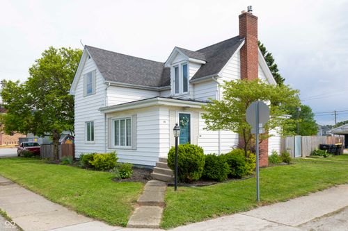 25 9th St, Lapel, IN, 46051-5525 | Card Image