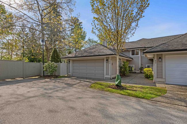 24 - 181 Ravine Drive, Townhouse with 3 bedrooms, 3 bathrooms and 3 parking in Port Moody BC | Image 3