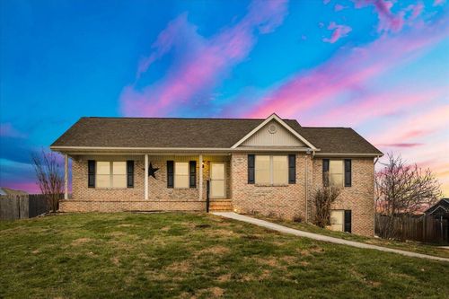 38 Pinnacle Pointe Dr, Somerset, KY, 42503-3786 | Card Image