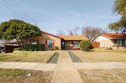 2101 Deerfield Dr, Carrollton, TX, 75007-5522 | Card Image