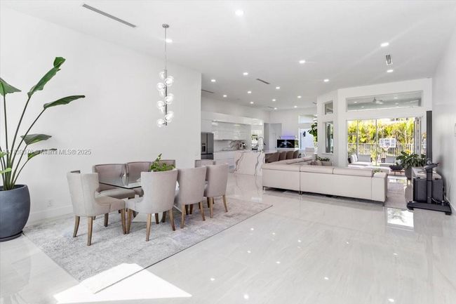 3847 Crestwood Cir, House other with 4 bedrooms, 4 bathrooms and null parking in Weston FL | Image 10