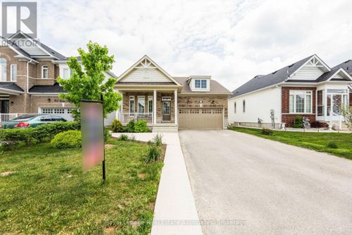 a-741 Cedar St, Shelburne, ON, L9V3V9 | Card Image