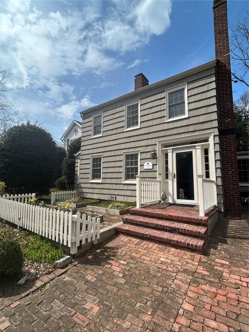 225 Christian Avenue, Brookhaven, NY, 11790 | Card Image