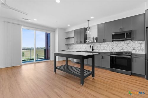 apt-1303-2165 Gabriels Pl, New Braunfels, TX, 78130-7432 | Card Image