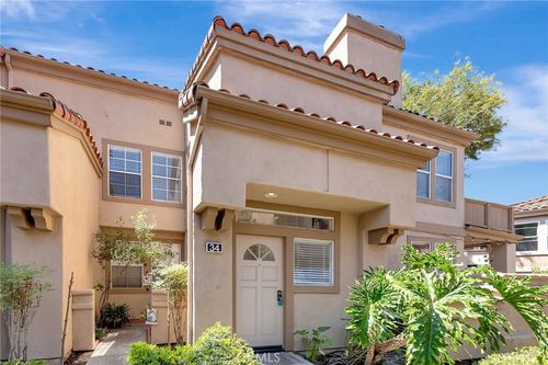 34 Magellan Aisle, Irvine, CA, 92620-5717 | Card Image