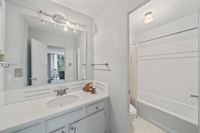 APT-507 - 3080 Walnut Grove Rd, Condo with 2 bedrooms, 2 bathrooms and null parking in Memphis TN | Image 19