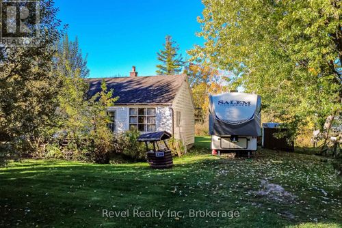 2366 Tall Tree Lane, Innisfil, ON, L9S3X5 | Card Image