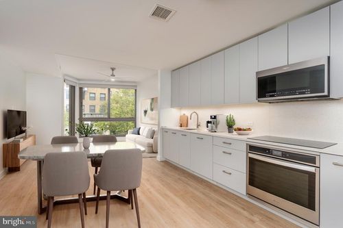 apt-316-1630 Columbia Rd Nw, WASHINGTON, DC, 20009-3646 | Card Image