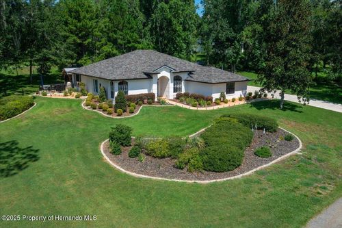 10111 Weeks Dr, BROOKSVILLE, FL, 34601-5263 | Card Image