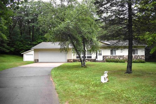 927 S Oakwood St, Hancock, WI, 54943-7586 | Card Image
