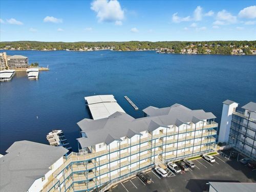 5b-12 Monarch Cove Ct, Lake Ozark, MO, 65049-6236 | Card Image