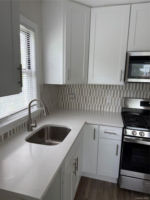 2-46 Locust Avenue, New Rochelle, NY, 10801 | Card Image