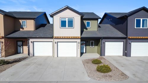 3919 Leighton Dr, Bismarck, ND, 58504-8017 | Card Image