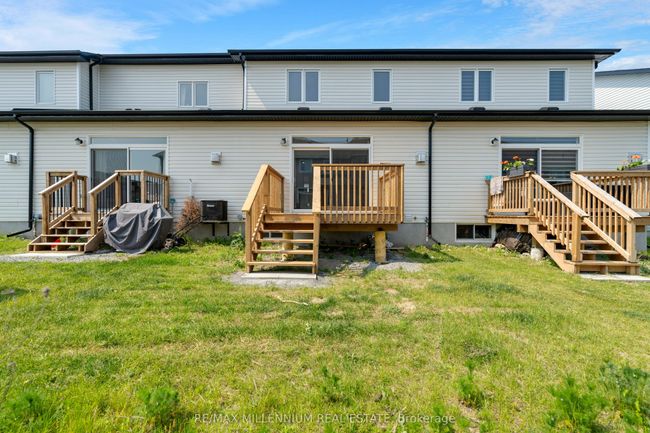 1405 Summer St, House attached with 3 bedrooms, 2 bathrooms and 1 parking in Kingston ON | Image 38