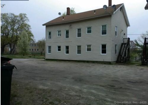 8 High St, Putnam, CT, 06260-1822 | Card Image