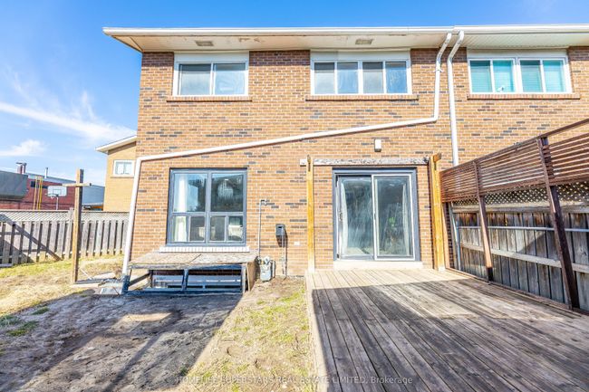 13 Thistle Down Blvd, Condo with 4 bedrooms, 3 bathrooms and 1 parking in Toronto ON | Image 43