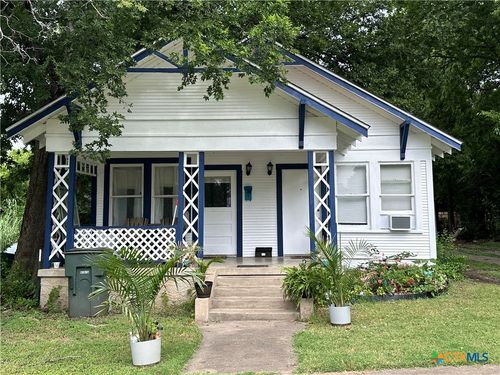 817 N 2nd St, Temple, TX, 76501-2611 | Card Image