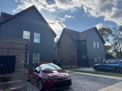 3426 Tuam St, Houston, TX, 77004-2254 | Card Image