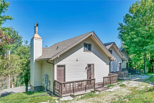 46-115 N Pinnacle Ridge Rd, Beech Mountain, NC, 28604-8169 | Card Image