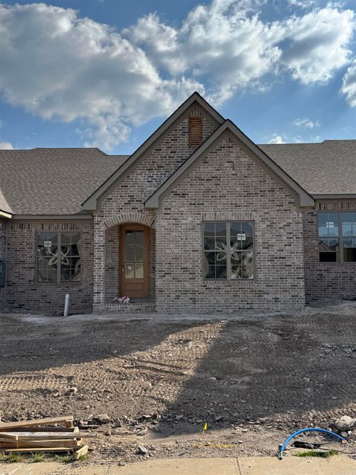 207 Edgewood Cir, Little Rock, AR, 72223-4971 | Card Image