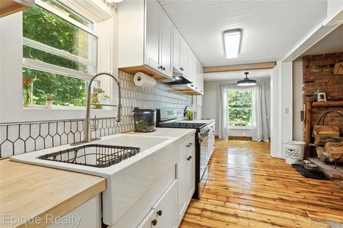 5630 Custer Rd, Carsonville, MI, 48419-9776 | Card Image