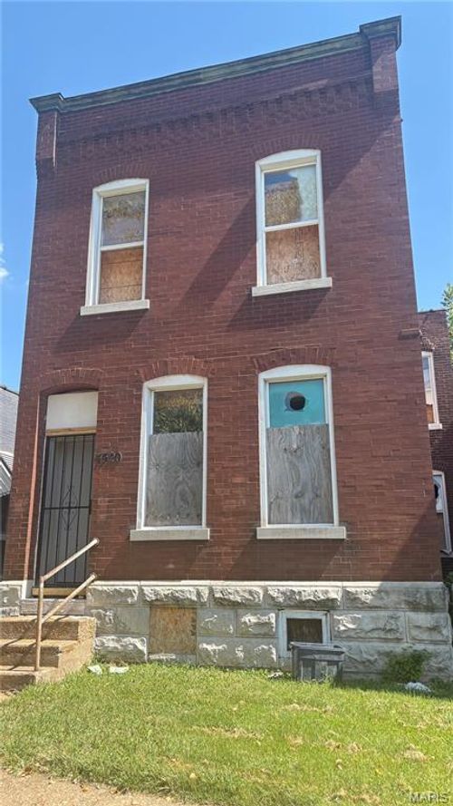 7520 Vermont Ave, Saint Louis, MO, 63111-3245 | Card Image