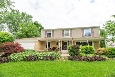 8855 Tamarack Drive, House other with 4 bedrooms, 2 bathrooms and null parking in Shelby Twp MI | Image 2