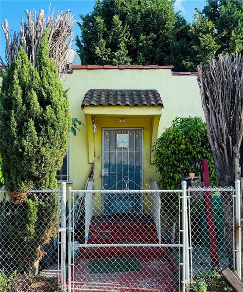 1911 Locust Ave, Long Beach, CA, 90806-5415 | Card Image