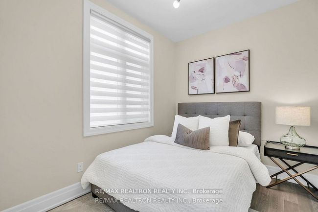 178 Golden Trail, House attached with 5 bedrooms, 4 bathrooms and 1 parking in Vaughan ON | Image 27