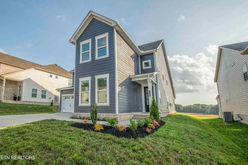528 Ivey Farms Rd, Farragut, TN, 37934-2305 | Card Image