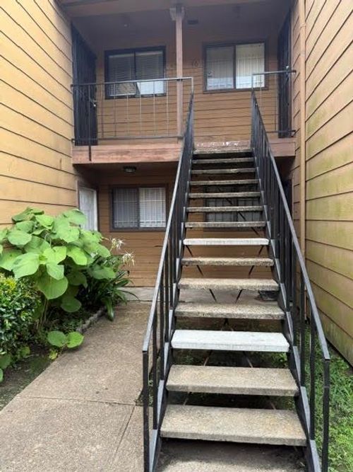 apt-48-9090 S Braeswood Blvd, Houston, TX, 77074-2339 | Card Image