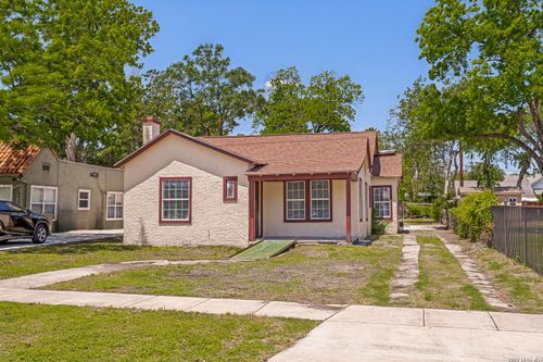 1815 W Magnolia Ave, San Antonio, TX, 78201-4951 | Card Image