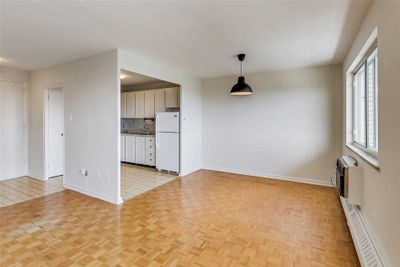 603 - 785 Browns Line, Condo with 2 bedrooms, 1 bathrooms and 1 parking in Etobicoke ON | Image 2