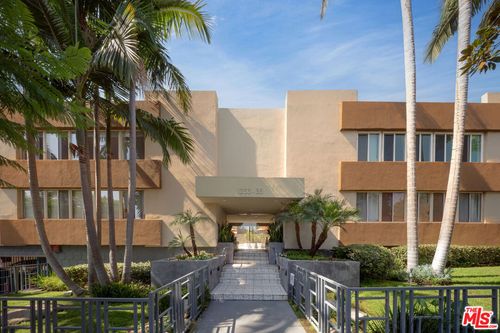 apt-216-1233 N Laurel Ave, West Hollywood, CA, 90046-5165 | Card Image