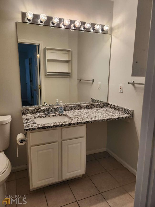 3752 Berkeley Xing, Townhouse with 2 bedrooms, 3 bathrooms and 2 parking in Duluth GA | Image 7
