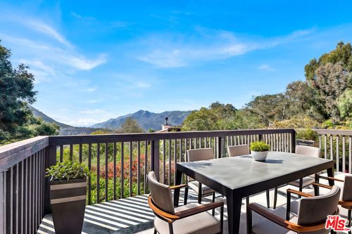 20948 Waveview Dr, Topanga, CA, 90290-3551 | Card Image