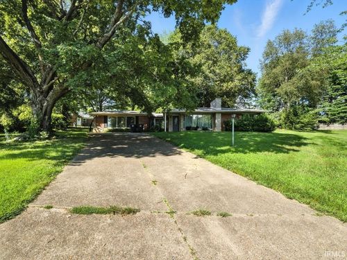 1452 Bonnie View Dr, Evansville, IN, 47715-6065 | Card Image