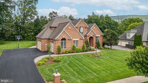 250 Holly Ridge Dr, STATE COLLEGE, PA, 16801-7296 | Card Image