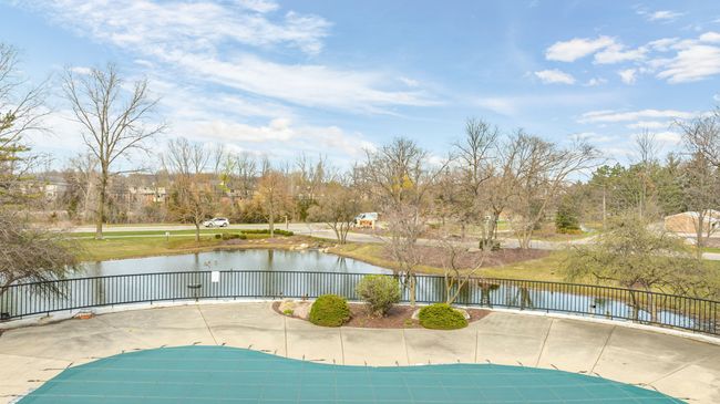 38906 Country Cir, Condo with 2 bedrooms, 3 bathrooms and null parking in Farmington Hills MI | Image 36