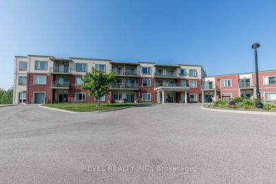 105 - 333 Lafontaine Rd W, Condo with 1 bedrooms, 1 bathrooms and 1 parking in Penetanguishene ON | Image 2