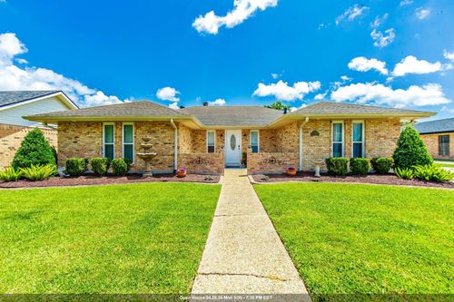 103 Raywood Dr, Houma, LA, 70360-6235 | Card Image