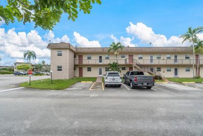 276 - 790 Lori Drive, Condo with 1 bedrooms, 1 bathrooms and null parking in Palm Springs FL | Image 1